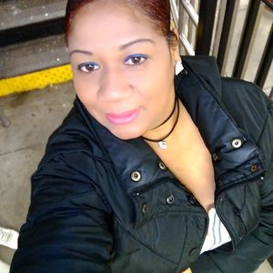 Meet your Posher, Ara